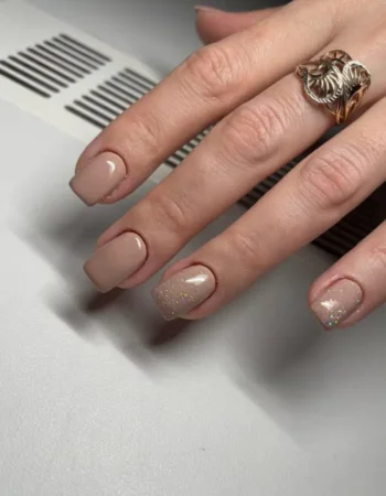Мастер маникюра Nail art Poissy