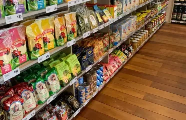Магазин славянских товаров Épicerie de l’Est в Rueil-Malmaison