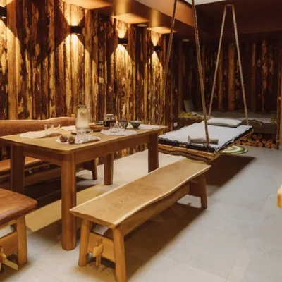 Banya No.1 – Paris – Kupala